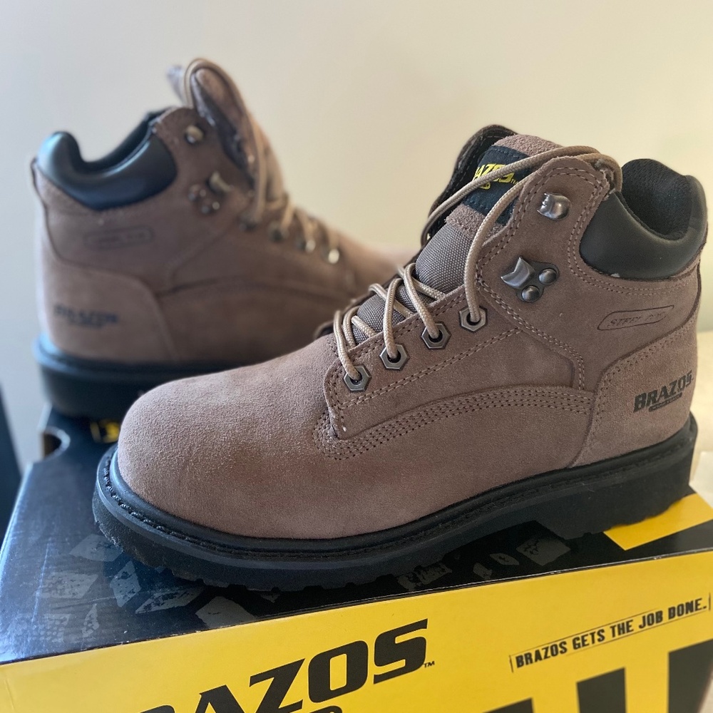 Steel toe boots